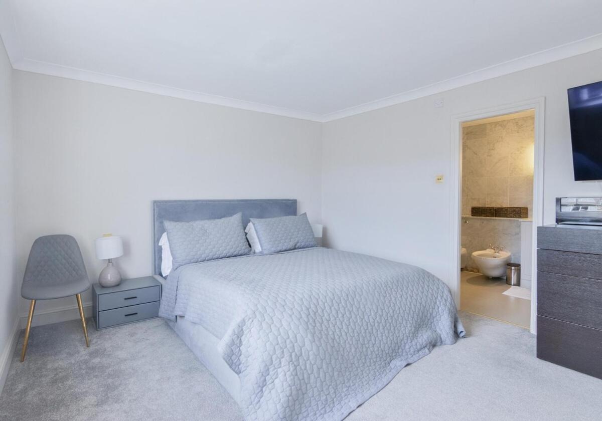 Appartement 3 Bedroom Luxury In Eaton Square *